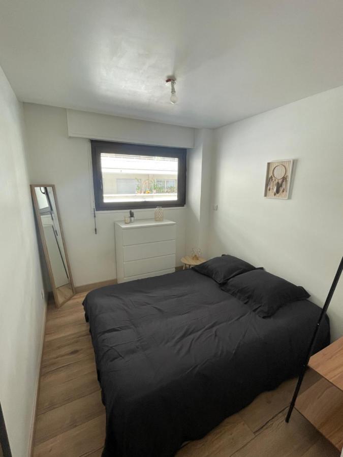 Charmant 2 Pieces Au Coeur Du Port Lympia Ницца Экстерьер фото